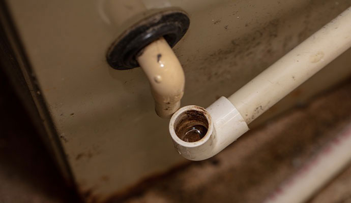 Clogged drain of air conditioner